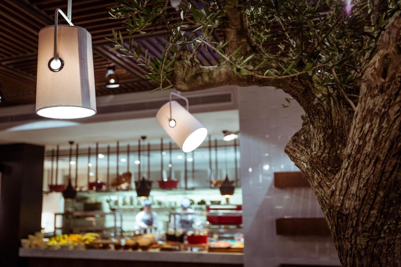 Готель Hyatt Centric Монтевідео Екстер'єр фото Olive Bar & Kitchen, Hyderabad